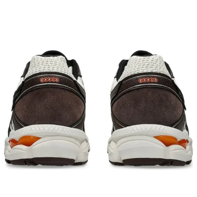 Asics x EARLS Gel-Cumulus 16 “Coconut Milk Black”