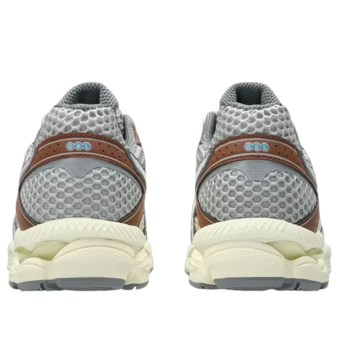 Asics x emmi Gel-Cumulus 16 “Beige Grey”