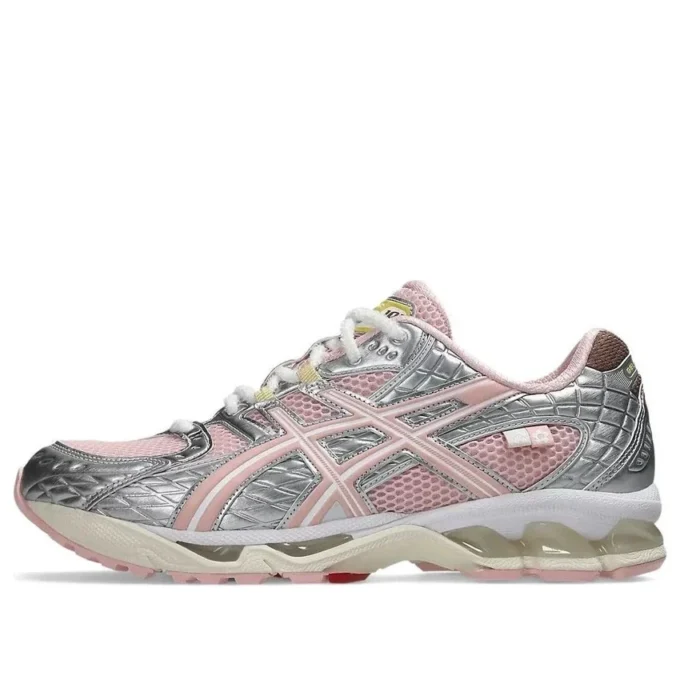 Asics x Vandy The Pink x atmos Gel-Nimbus 10.1 “Banana Split Strawberry”