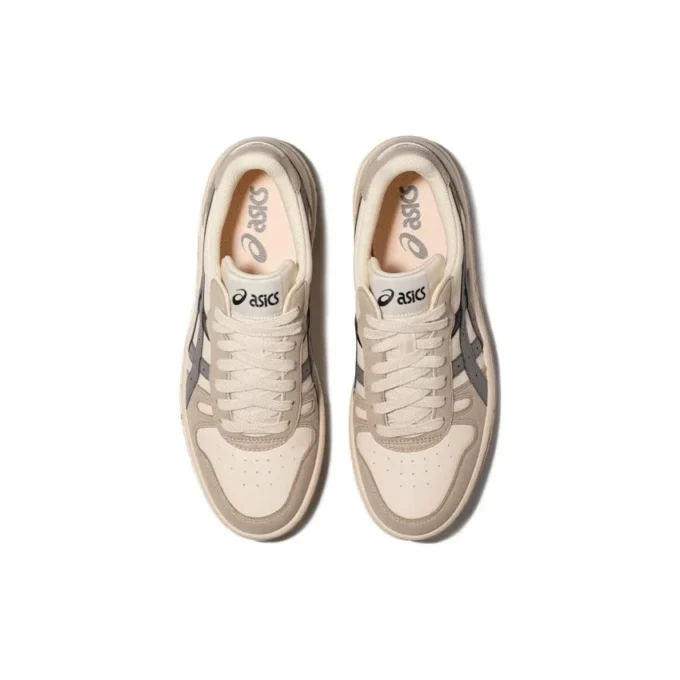Court MZ “Crema Nero Gomma”