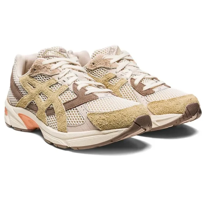 GEL-1130 “Birch Sand Peach”