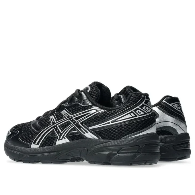 GEL-1130 “Black Pure Silver”