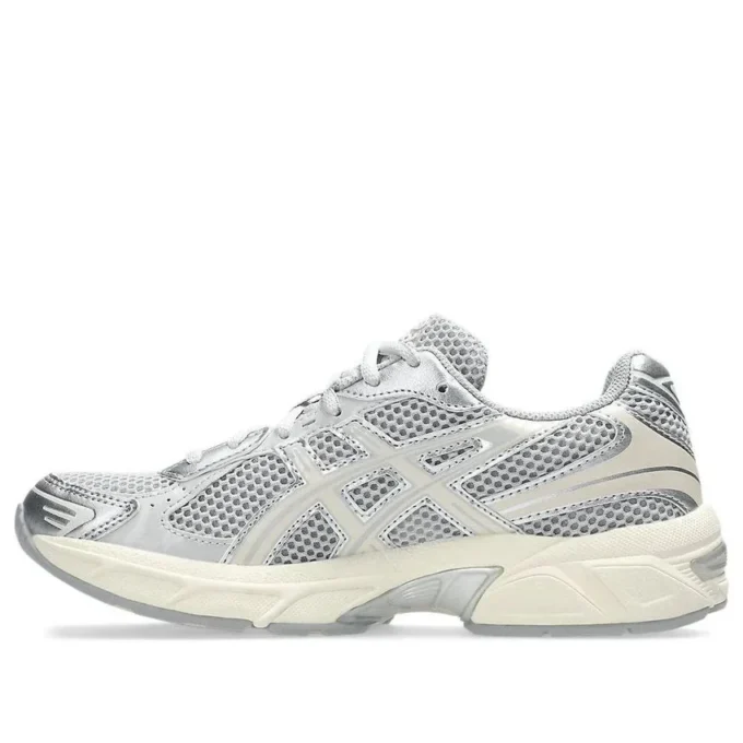 GEL-1130 “Cloud Grey Oatmeal”