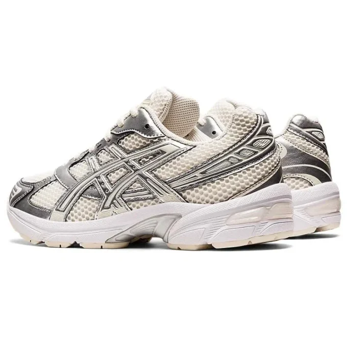 GEL-1130 “Cream Pure Silver”