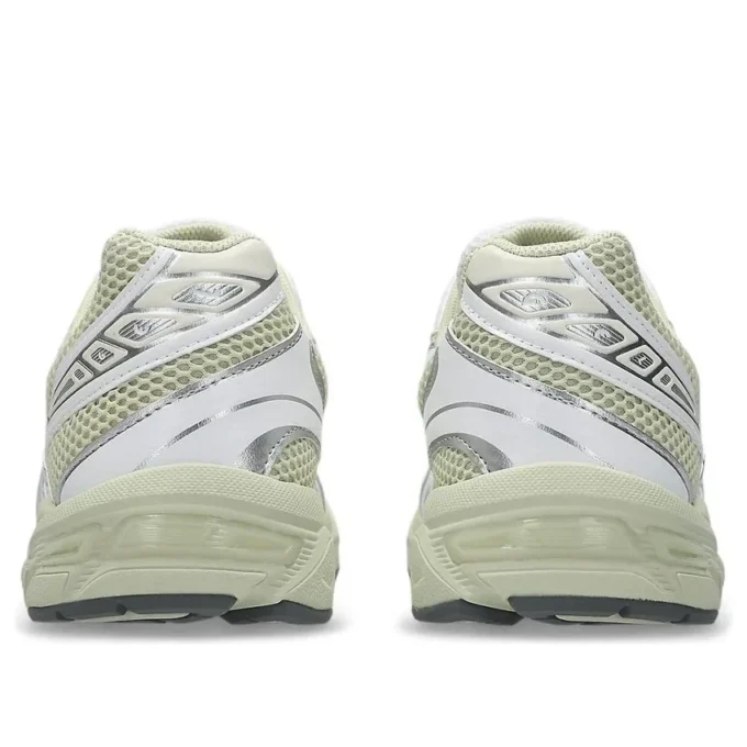 GEL-1130 “Oyster White”