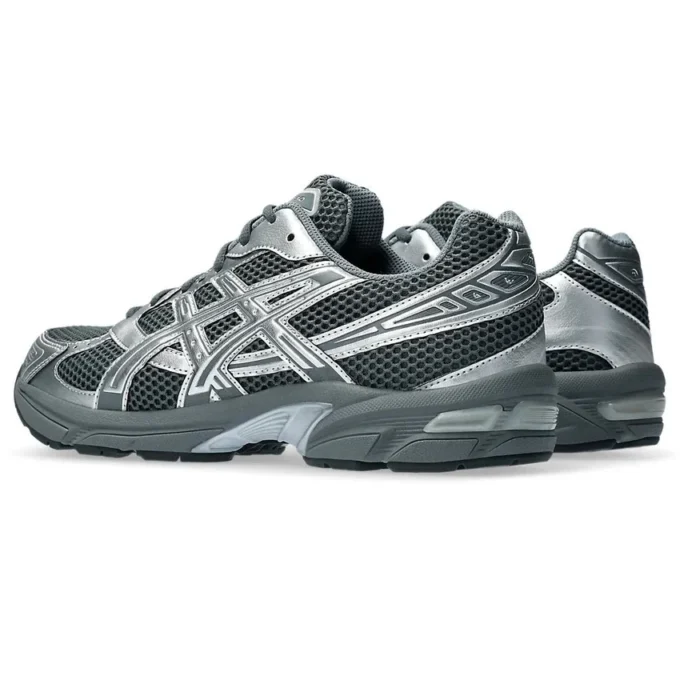 GEL-1130 “Steel Grey Pure Silver”