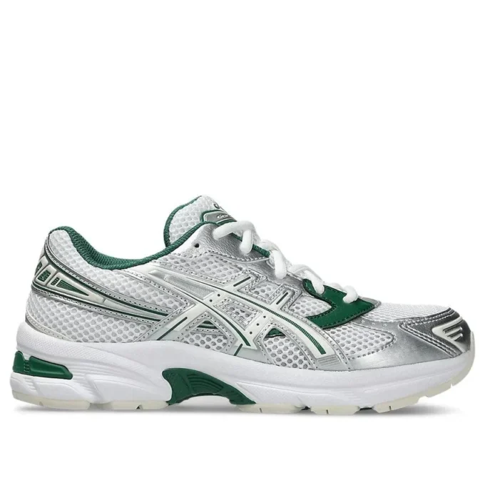 GEL-1130 “White Shamrock Green”