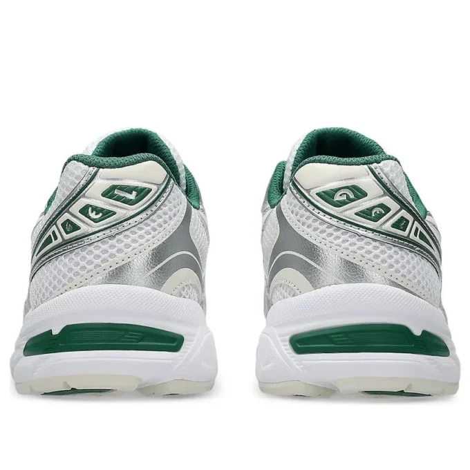 GEL-1130 “White Shamrock Green”