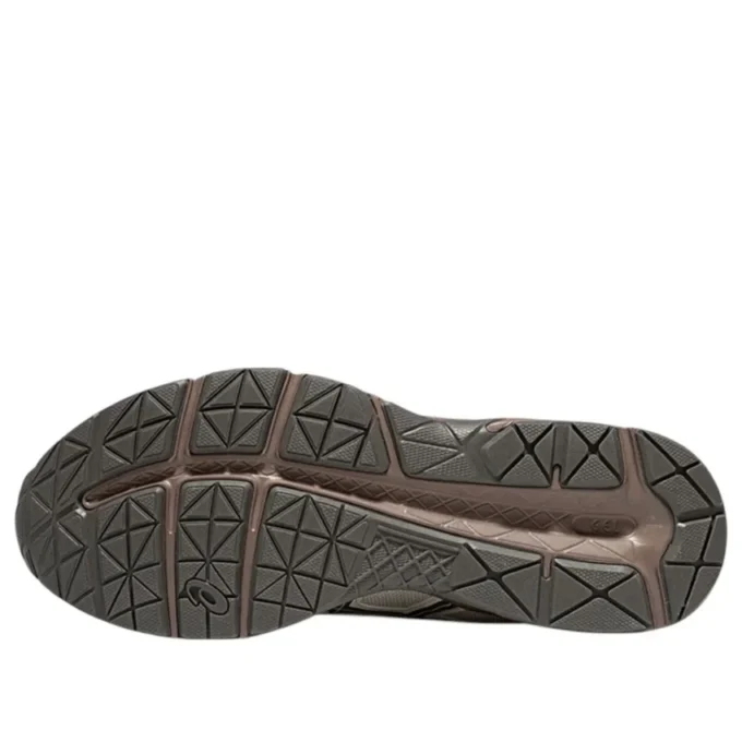GEL-Contend 4 “Tan Brown”