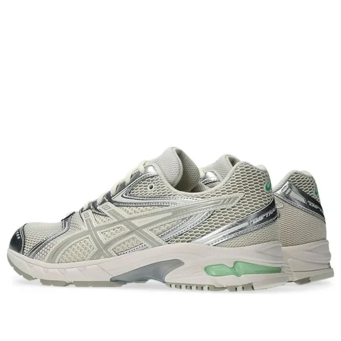 Gel-DS Trainer 14 “Cream Fossil”