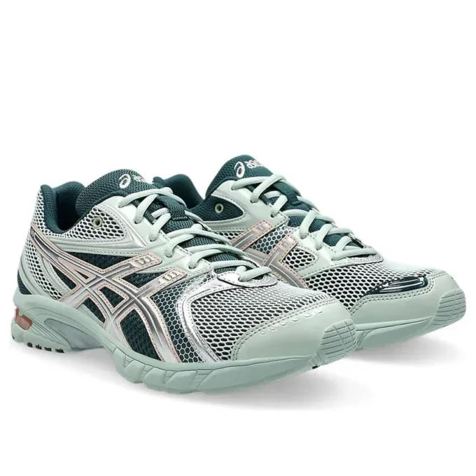 Gel-DS Trainer 14 “Lichen Rock Pure Silver”