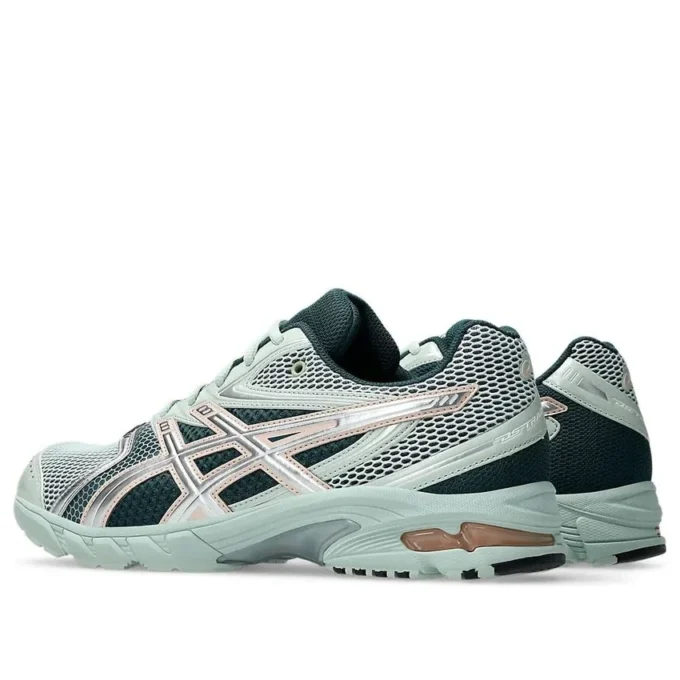 Gel-DS Trainer 14 “Lichen Rock Pure Silver”