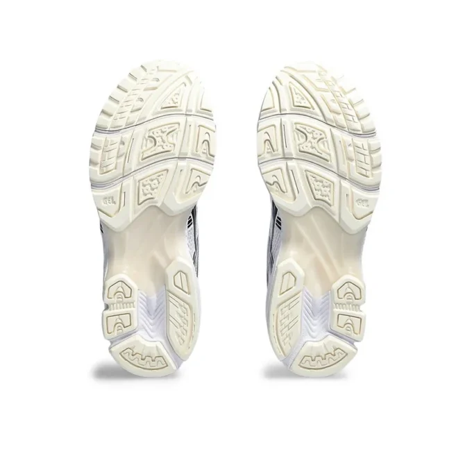 Gel-Kayano 14 “Aritzia White Black”