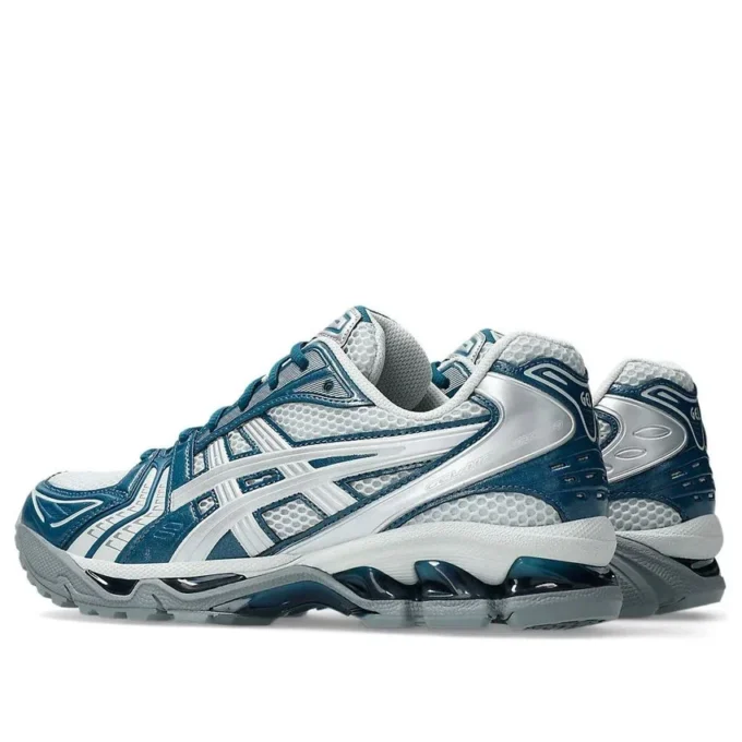 Gel-Kayano 14 “Grigio ghiacciaio”