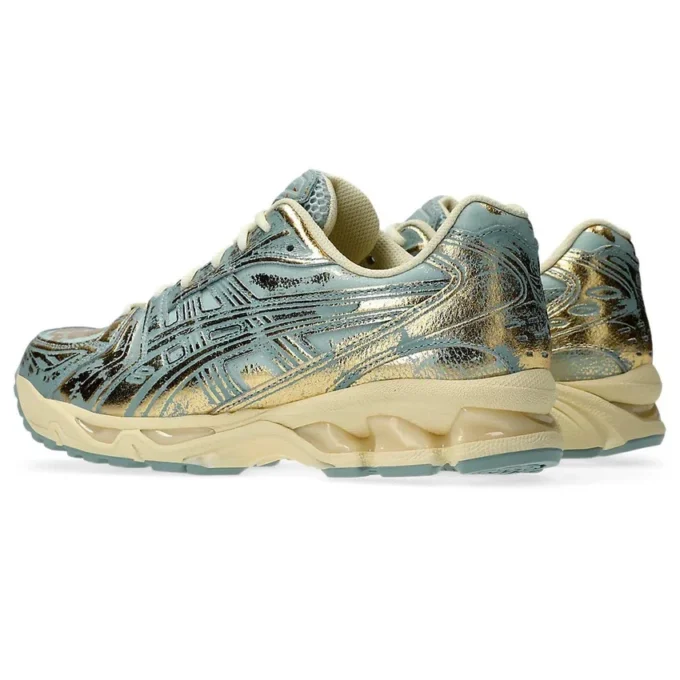 Gel-Kayano 14 “Oro puro/Muschio freddo”