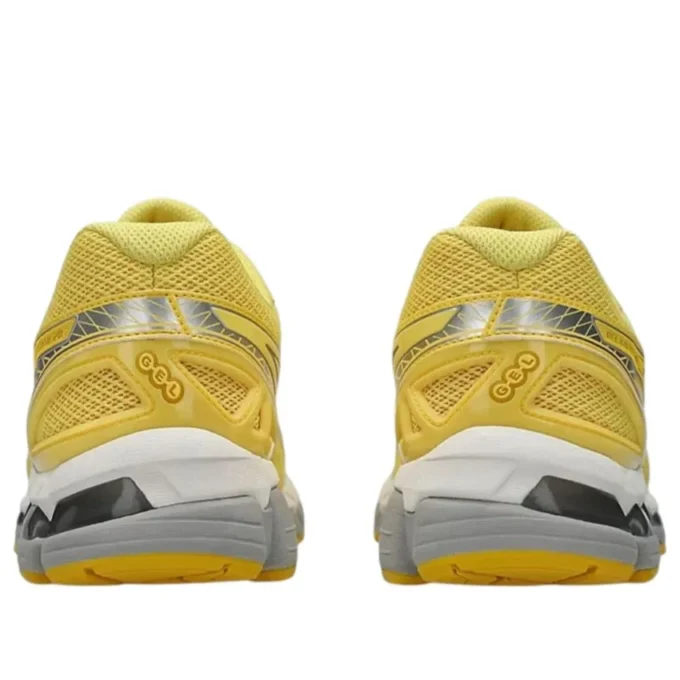 Gel-Kayano 20 “Giallo cromo crema di banana”