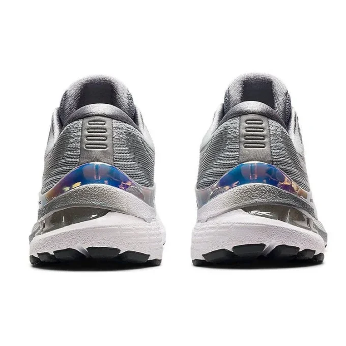 Gel-Kayano 28 “Platinum”