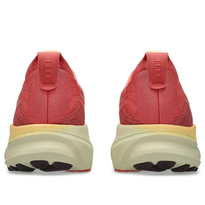 Gel-Kayano 32 “Dark Pink Clay Dark Currant”