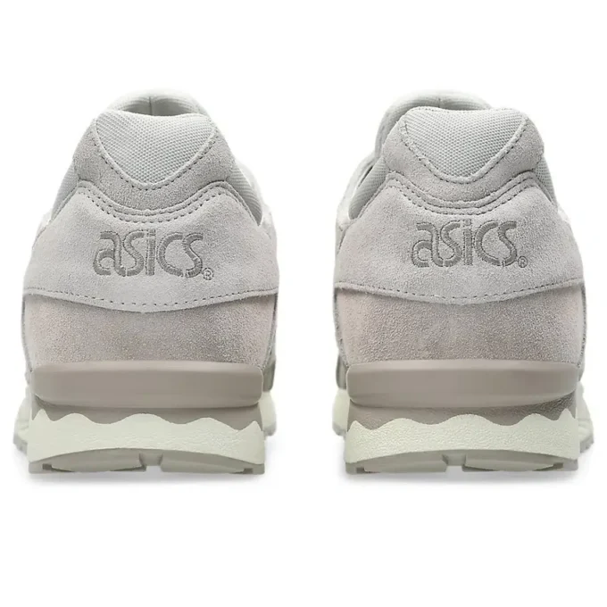 Gel-Lyte V “Oyster Grey Moonrock”
