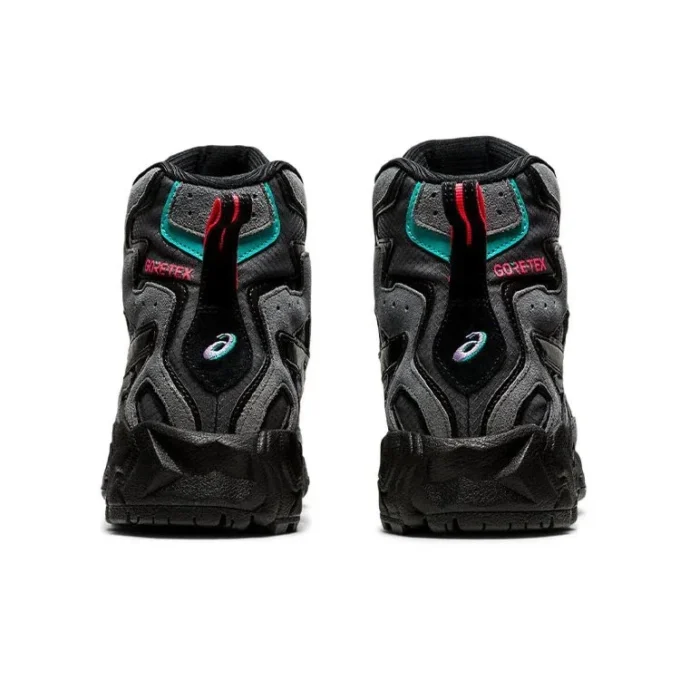 Gel-Nandi High Gore-Tex “Winterized Pack”