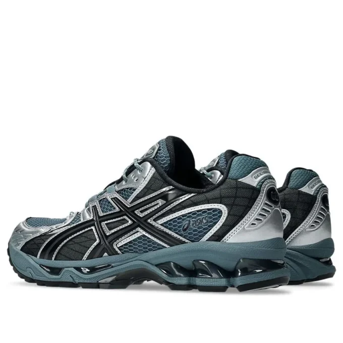 Gel-Nimbus 10.1 “Ironclad Graphite Grey”