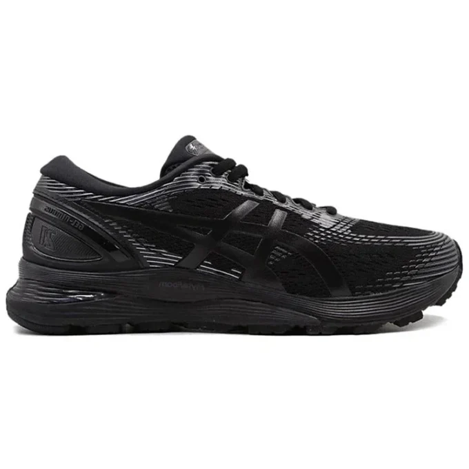 Gel-Nimbus 21 “Black”