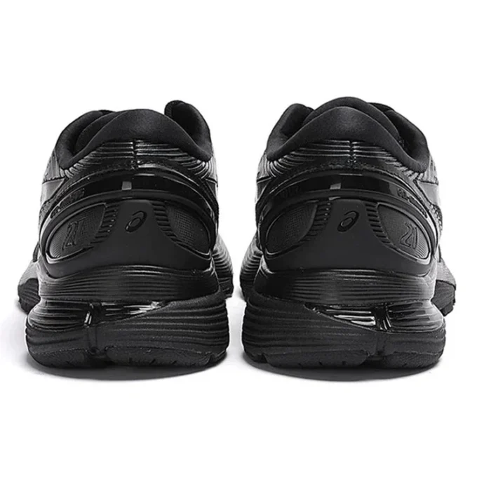 Gel-Nimbus 21 “Black”