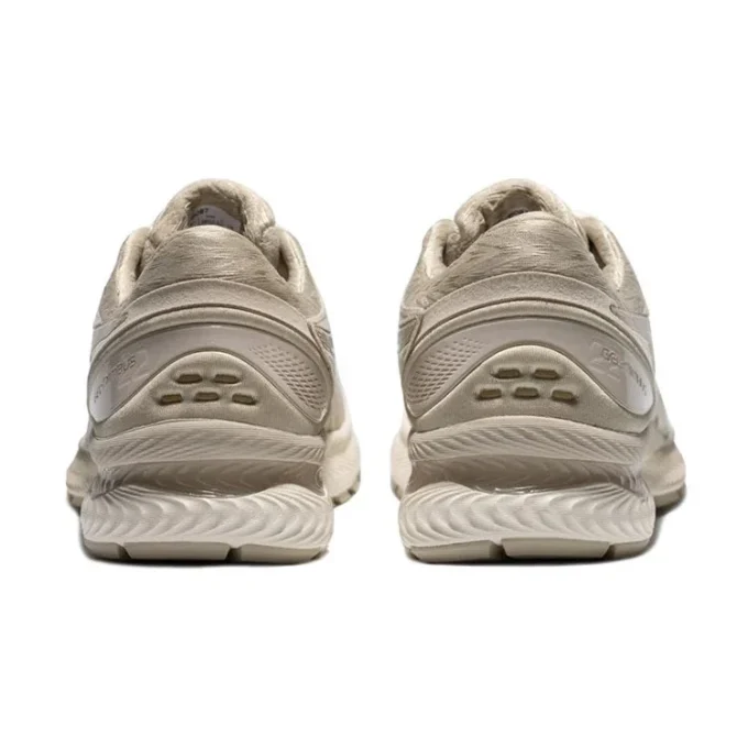 Gel-Nimbus 22 “Khaki”
