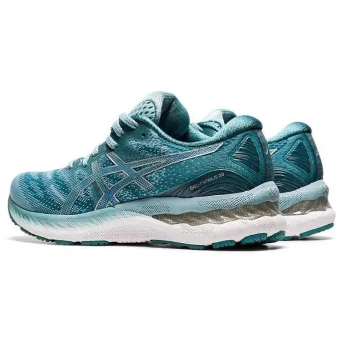 Gel-Nimbus 23 “Smoke Blue”