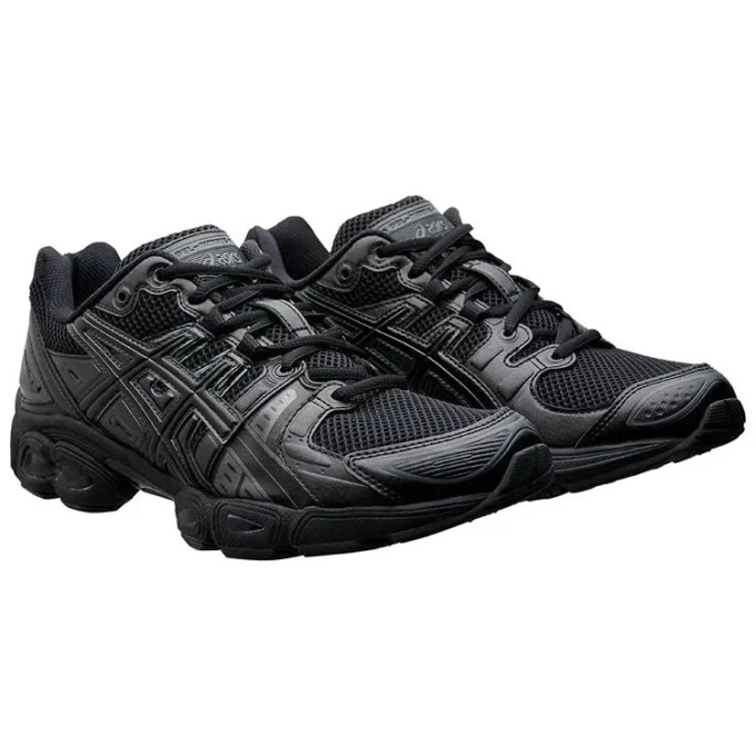 Gel-Nimbus 24 9 “Black Gunmetal”