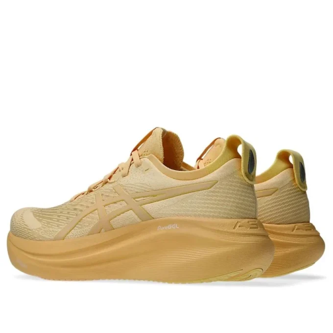 Gel-Nimbus 27 Lite Show “Arancione chiaro”