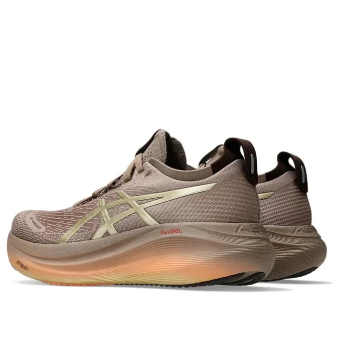 Gel-Nimbus 27 “Luxe Taupe Grey”