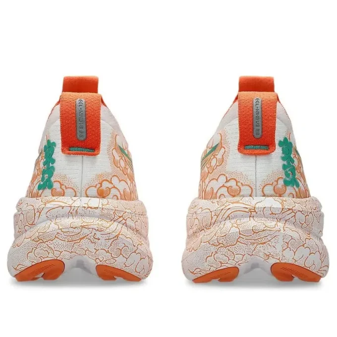 Gel-Nimbus 28 Tokyo “White Apricot Crush”