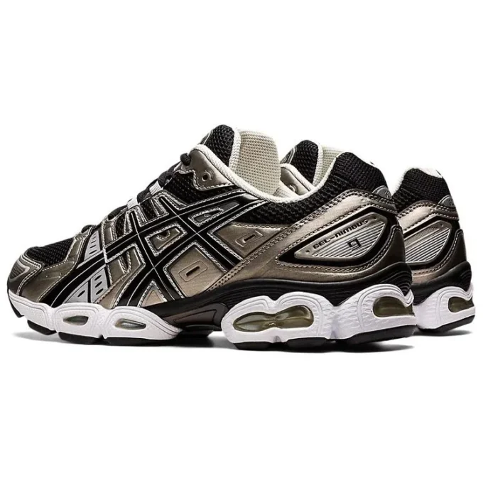 Gel-Nimbus 9 “Frosted Almond Black”