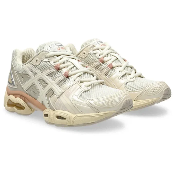 Gel-Nimbus 9 “Pale Oak Cream”