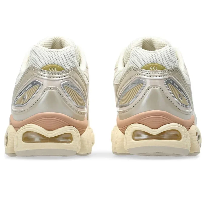 Gel-Nimbus 9 “Pale Oak Cream”