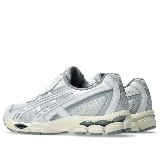 GEL-NYC 2055 “Grigio ghiacciaio e bianco”