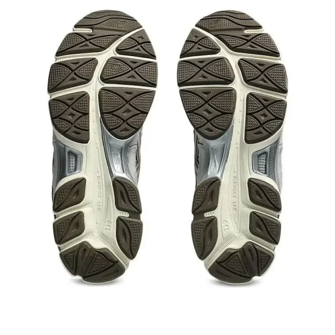 GEL-NYC “Cream Cement Grey”
