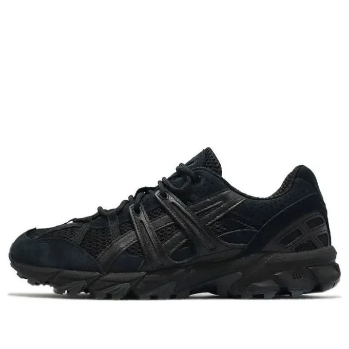 GEL-Sonoma 15-50 “Triple Black”