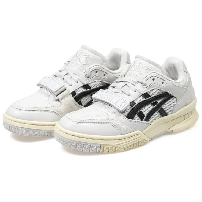 Gel-Spotlyte Low V2 “Light Grey Black”