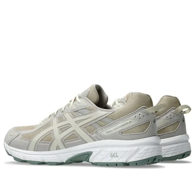 GEL-Venture 6 “Feather Grey Light Dust”