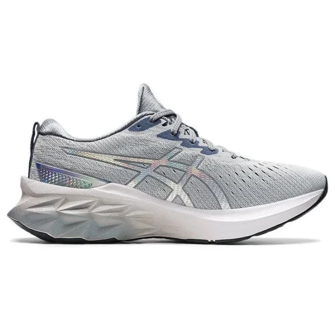 Novablast 2 “Platinum”