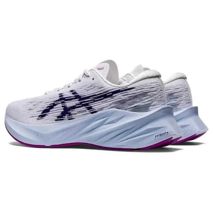 Novablast 3 “White Dive Blue”
