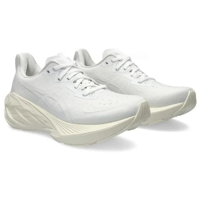 Novablast 4 “Bianco Crema”