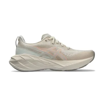 Novablast 4 D “Oatmeal Moonrock”