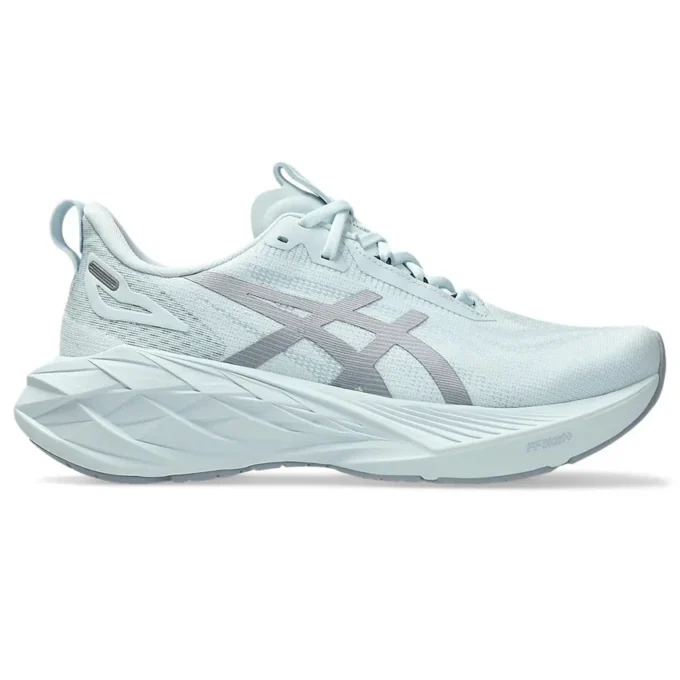 Novablast 4 LE “Cool Grey”