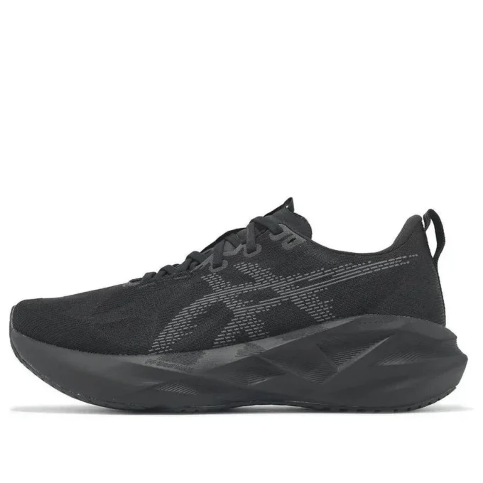 Novablast 5 2E Wide “Black Carrier Grey”