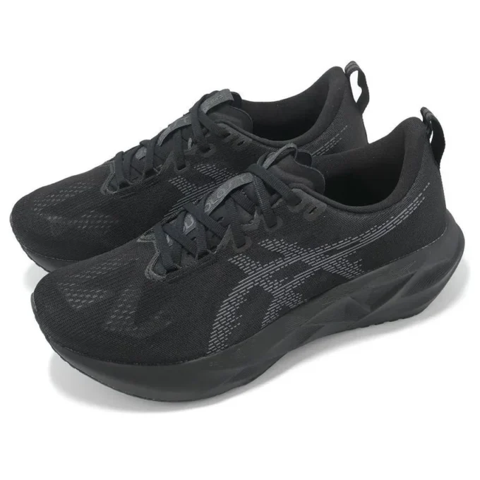 Novablast 5 2E Wide “Black Carrier Grey”