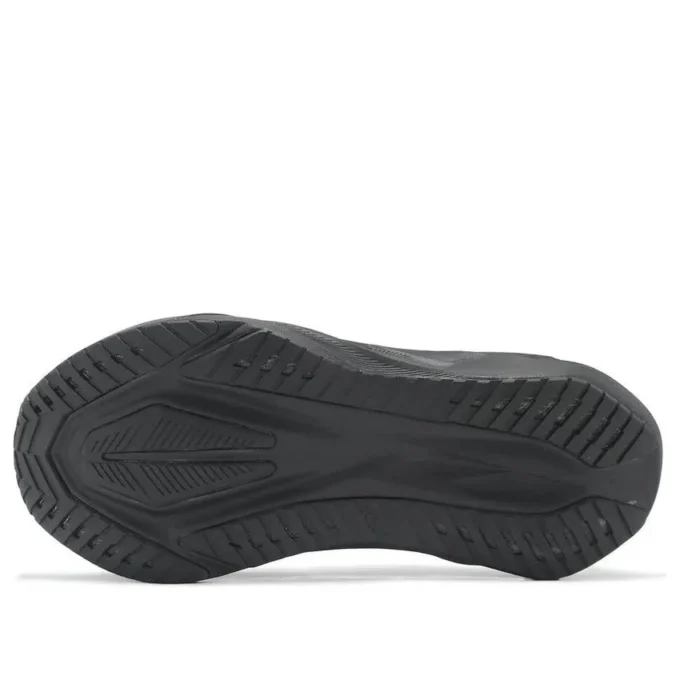 Novablast 5 2E Wide “Black Carrier Grey”