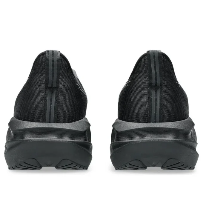 Novablast 5 “Black Carrier Grey”